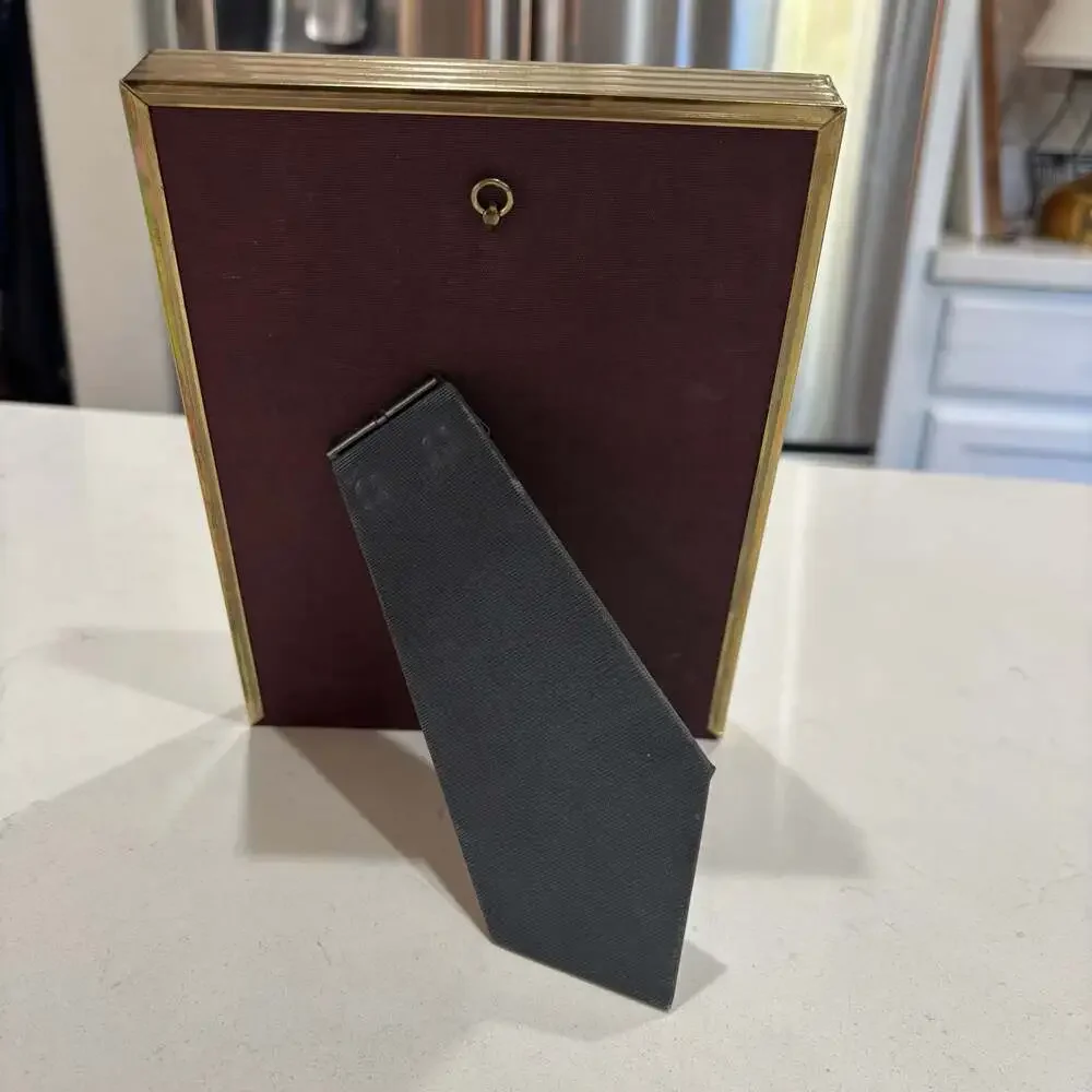 Vintage Intercraft Gold-Tone Metal Picture Frame with Oval Inset